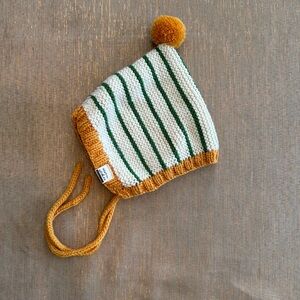 6-12 month Knit Bonnet